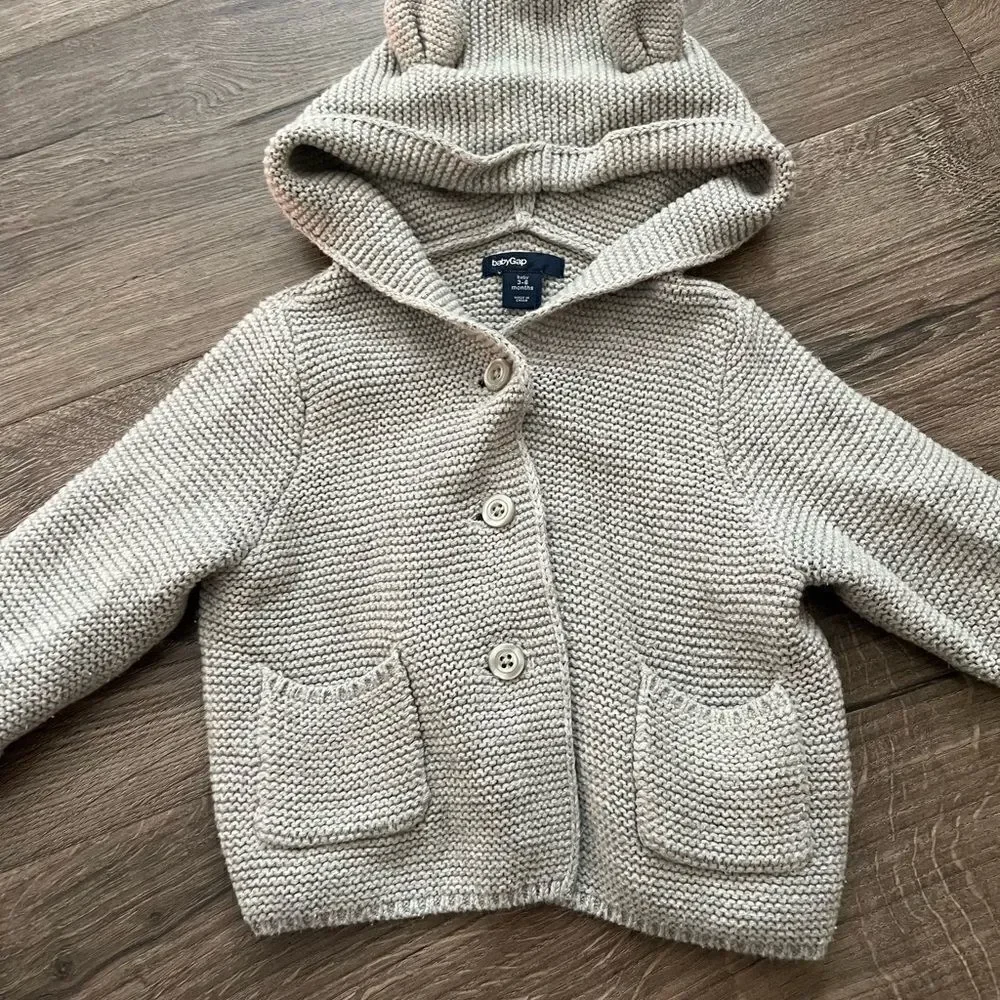 Gap Gray Hooded Bear Cardigan size 3-6 months